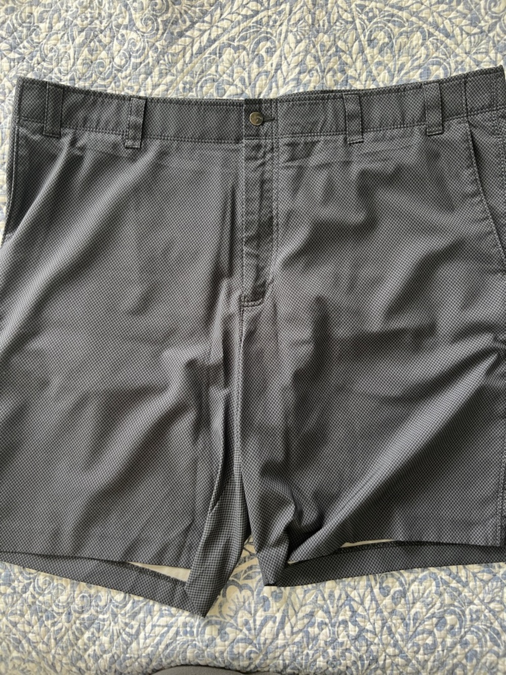 Men's Gray Textured Performance Shorts